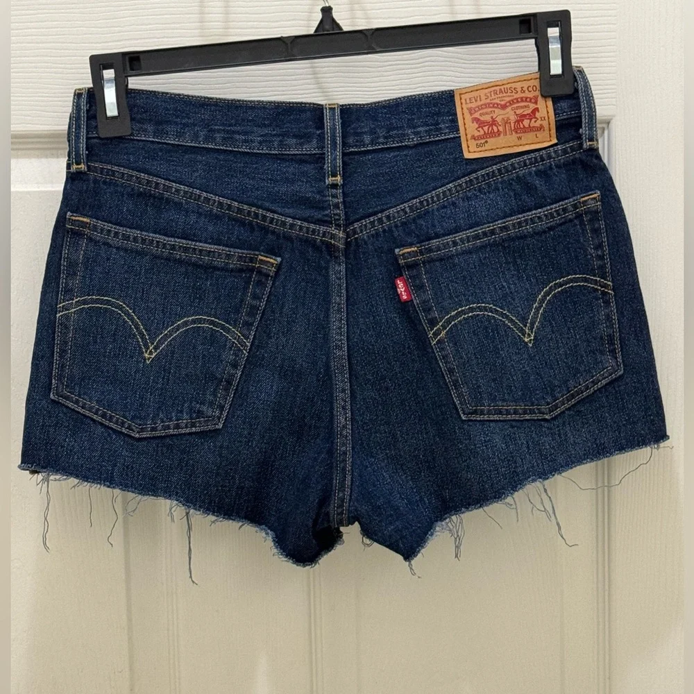 Levi’s 501 Denim  cut off shorts 27 c5